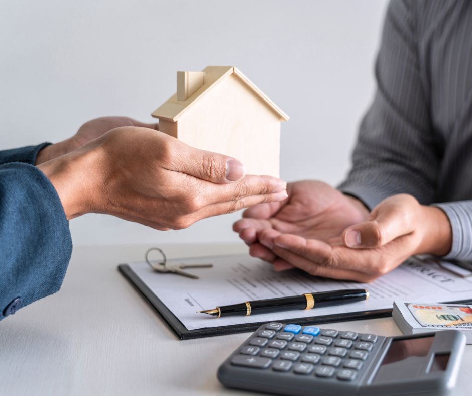 Real estate agent presenting home loan